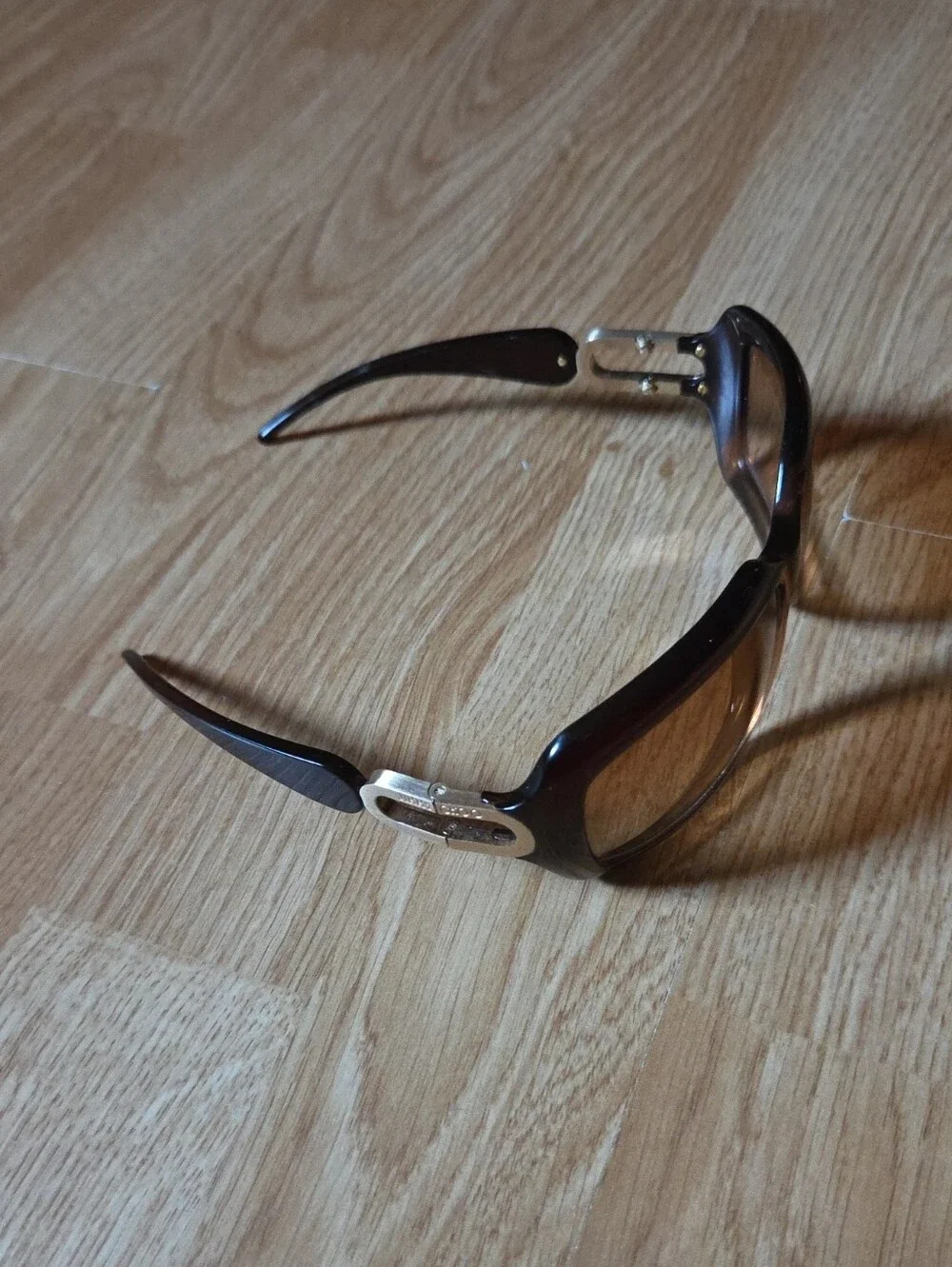 Women's Brown Gradient Sunglasses with Silver Accent